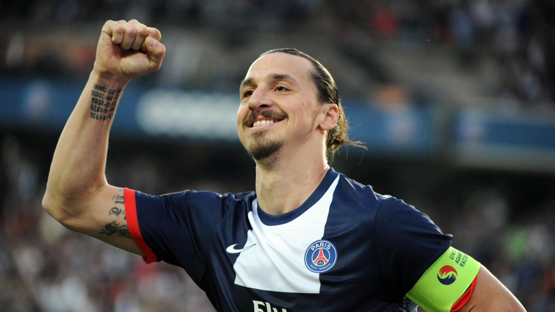 库兹马诺维奇在巴黎奥运会手球比赛中多次扑救关键球，nba库兹马